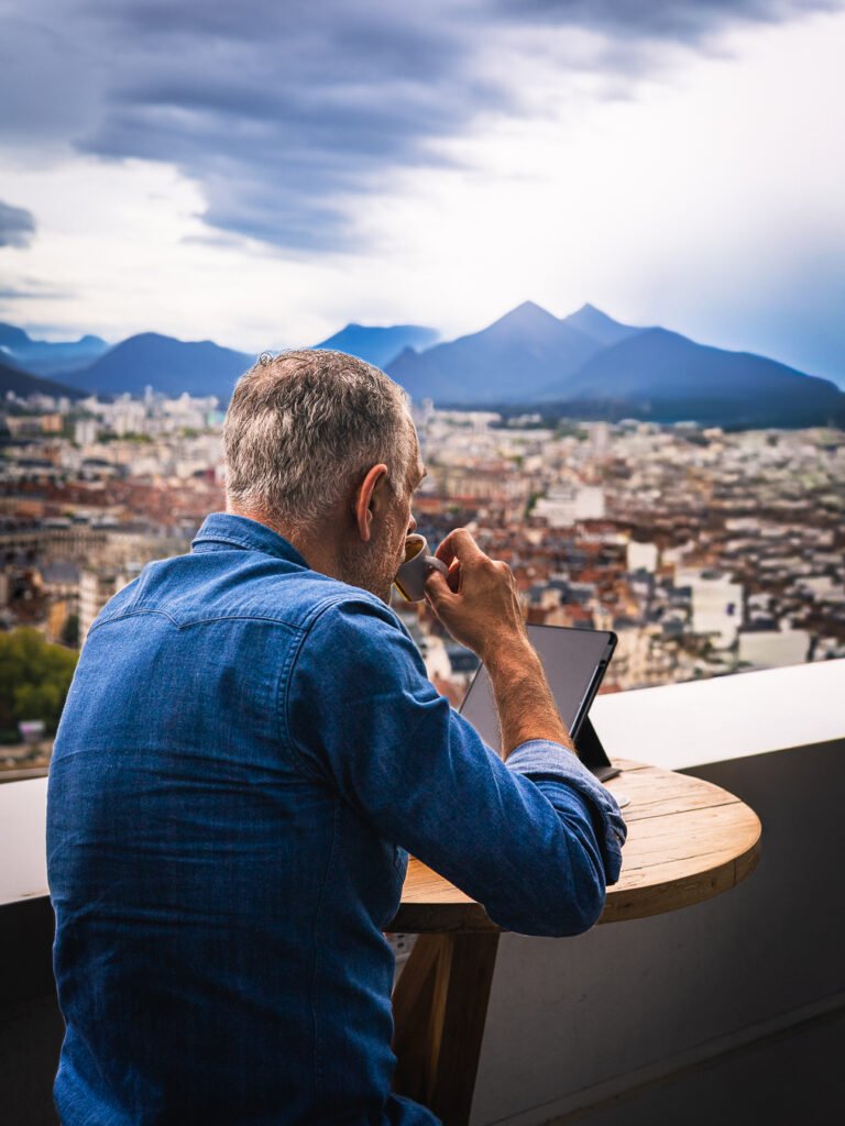 Shooting photo lifestyle Ciel | Rooftop | Grenoble Portrait lifestyle
